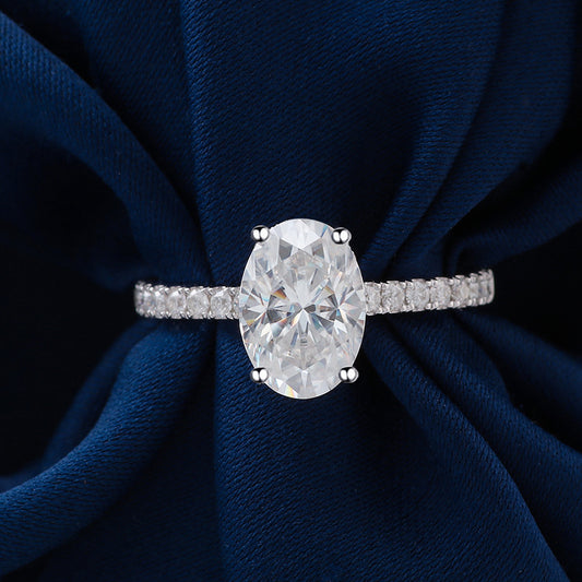 Embrace Timeless Elegance: Discovering the Oval Cut Diamond