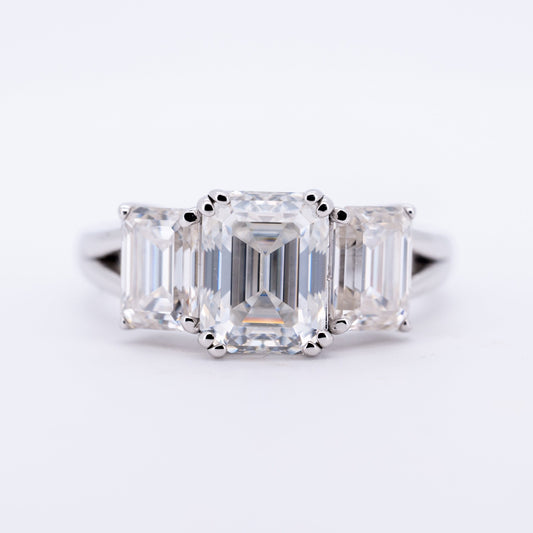 Tokotoru Emerald Trilogy Ring